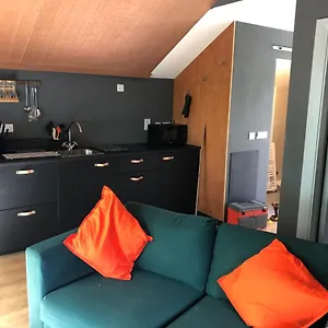 https://lucys-loft.corkhotel.net