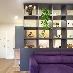 Stunning & Luxurious 1br 1 Min Walk By Duomo Italy