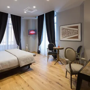 https://il-duomo-luxury-suite.it-tuscanyhotel.com